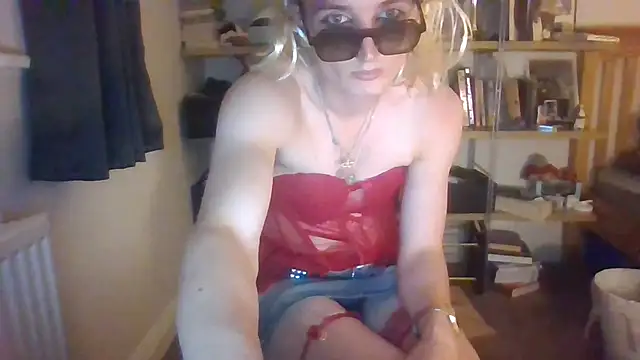 Snapshot of Gabriella_x21 chatting on 07/30/26, 10:53 Gabriella x21 online show from 07/30/26, 10:53