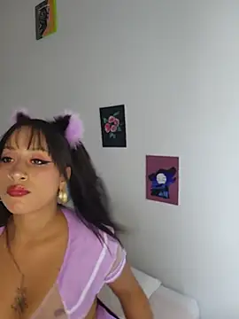 Snapshot of Medusa_Hot69 chatting on 05/27/26, 06:48 Medusa Hot69 online show from 05/27/26, 06:48