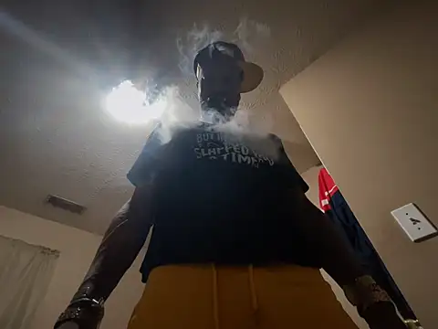 ONLYLOGHIM online show from 06/17/26, 10:52