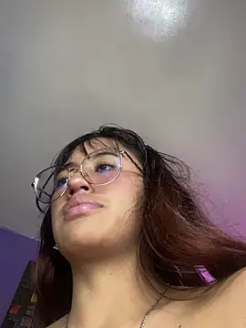 Leyla collinss  online show from 07/14/26, 02:05