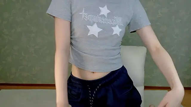 Snapshot of aoi_lol chatting on 07/20/26, 06:43 aoi lol online show from 07/20/26, 06:43