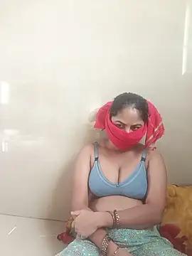 Snapshot of sakshi_moni chatting on 06/10/26, 02:02 sakshi moni online show from 06/10/26, 02:02