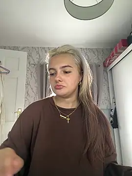 naughtygirl6989 online show from 06/07/26, 12:54