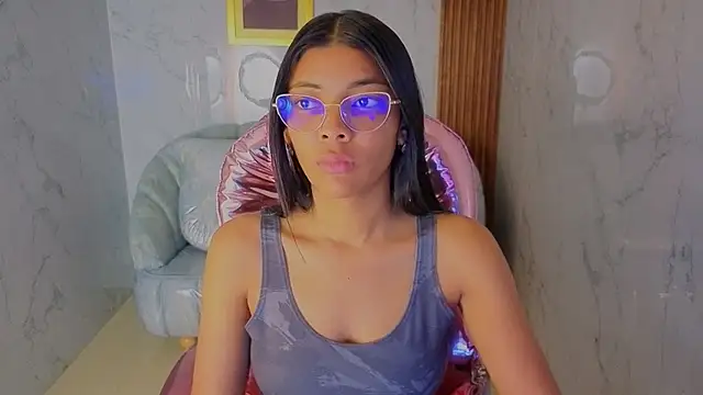 Snapshot of valentina_gomez_s chatting on 06/13/26, 12:25 valentina gomez s online show from 06/13/26, 12:25