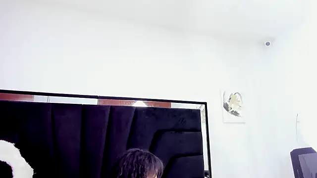 Snapshot of SweetVenomMilf chatting on 07/13/26, 03:55 SweetVenomMilf online show from 07/13/26, 03:55