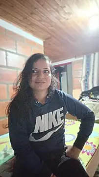 Snapshot of Marcella_single chatting on 06/10/26, 02:24 Marcella single online show from 06/10/26, 02:24