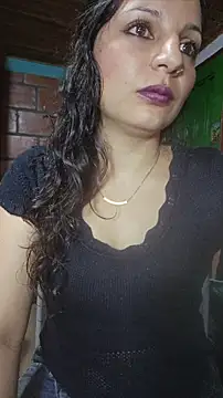 Snapshot of Marcella_single chatting on 06/21/26, 03:01 Marcella single online show from 06/21/26, 03:01