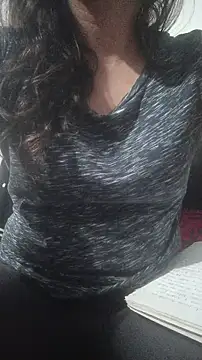 Snapshot of Marcella_single chatting on 06/05/26, 06:18 Marcella single online show from 06/05/26, 06:18