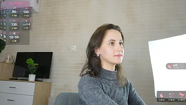 SoLovelyAnna online show from 04/06/26, 10:22