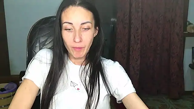 BouncySweety online show from 11/04/25, 04:44