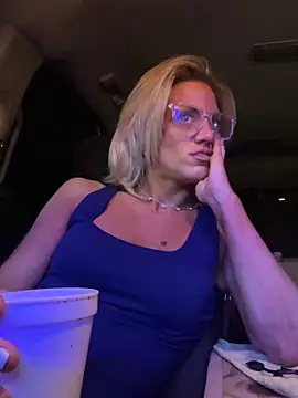 ReverseCowgirl713 online show from 05/30/26, 06:42