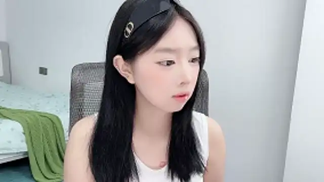 Yoyo33355 online show from 07/05/26, 03:33
