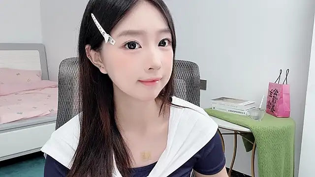 Yoyo33355 online show from 06/16/26, 03:17