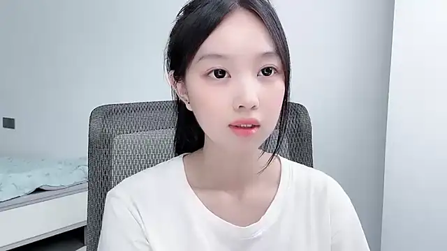 Yoyo33355 online show from 07/14/26, 11:16