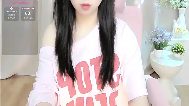 shynana online show from 06/08/26, 01:11
