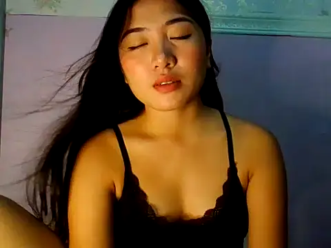 Snapshot of cutie_princess88 chatting on 06/20/26, 04:01 cutie princess88 online show from 06/20/26, 04:01