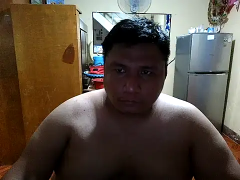 Snapshot of RedSword007 chatting on 07/18/26, 02:14 RedSword007 online show from 07/18/26, 02:14