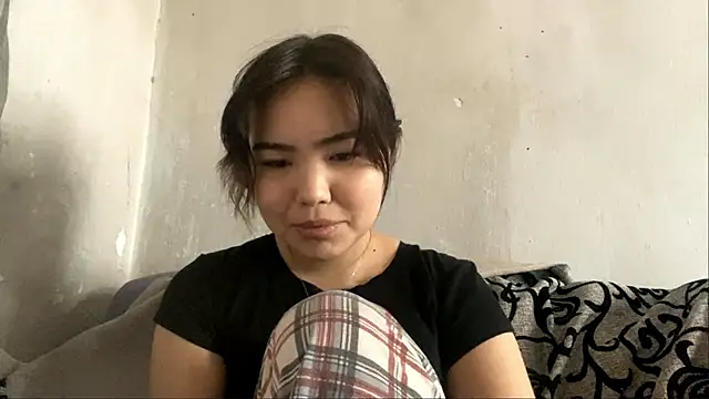 Molly Teddy online show from 05/25/26, 07:40