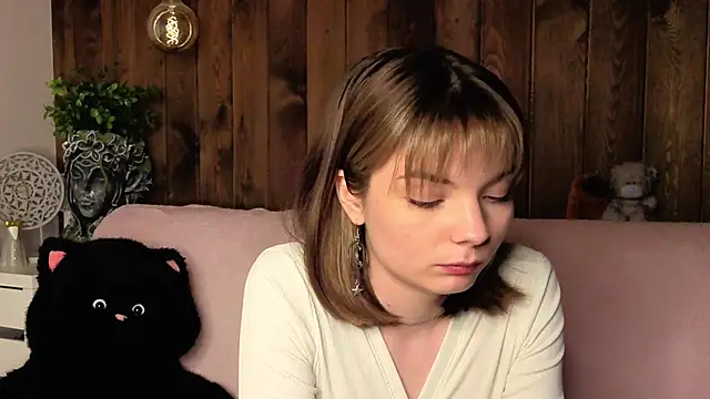 IvoryPesante online show from 06/07/26, 07:30