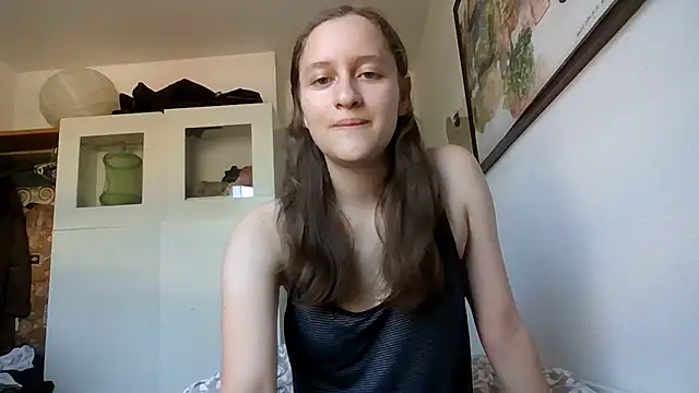 SoftieSophie online show from 05/26/26, 03:10