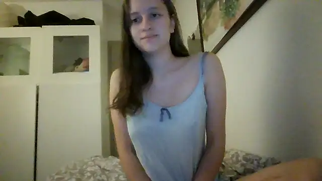 SoftieSophie online show from 05/27/26, 03:03