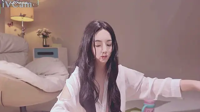 qianqianliao online show from 06/25/26, 07:13