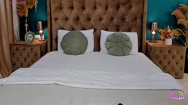 LunaKale online show from 05/24/26, 07:03