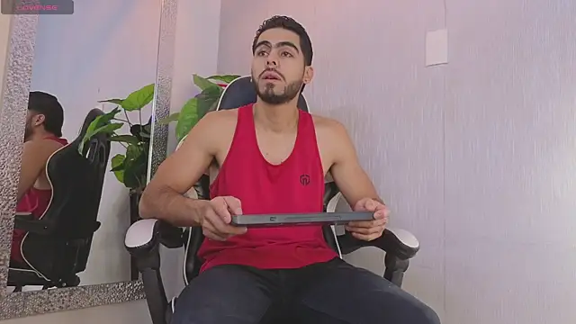 Snapshot of Jadiel_Stone chatting on 07/10/26, 12:38 Jadiel Stone online show from 07/10/26, 12:38