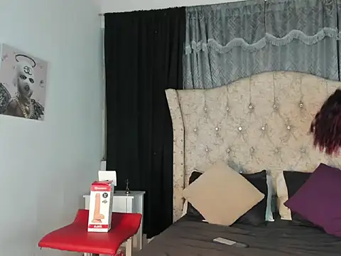 aura sterling online show from 06/07/26, 11:26