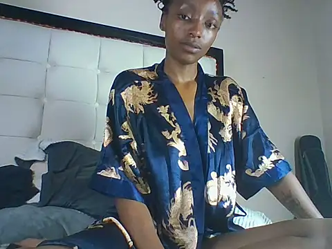hoeligal online show from 06/06/26, 11:15