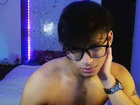Snapshot of Mr_yisuzz chatting on 06/01/26, 11:21 Mr yisuzz online show from 06/01/26, 11:21