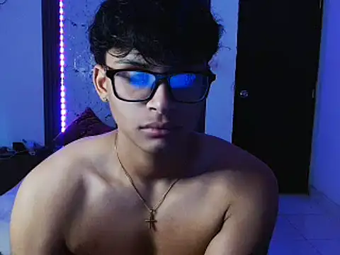 Snapshot of Mr_yisuzz chatting on 06/04/26, 11:48 Mr yisuzz online show from 06/04/26, 11:48