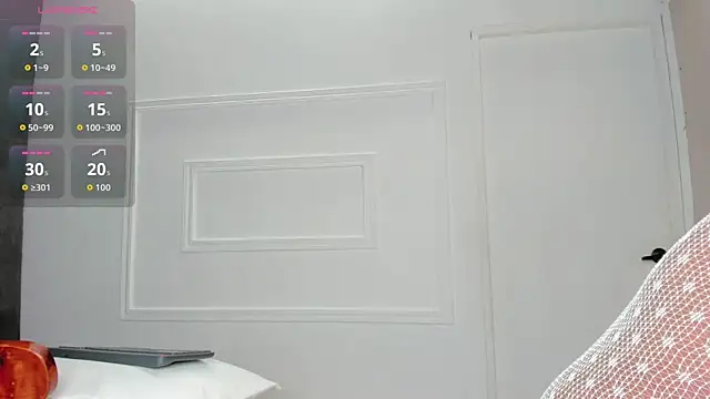 Snapshot of emmaalennox__ chatting on 05/30/26, 07:19 emmaalennox online show from 05/30/26, 07:19