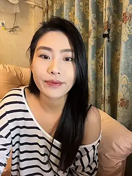 zhenzhen-888 online show from 06/30/26, 04:07