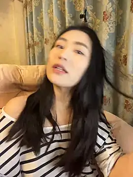 zhenzhen-888 online show from 07/07/26, 03:26