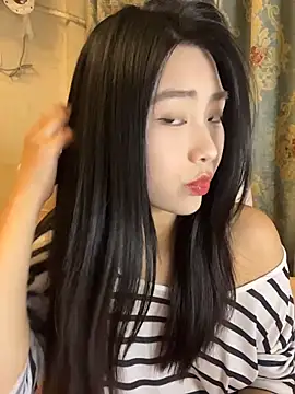 zhenzhen-888 online show from 07/18/26, 02:25
