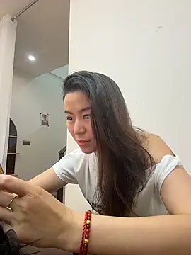 Snapshot of shanshan66666 chatting on 06/15/26, 06:13 shanshan66666 online show from 06/15/26, 06:13