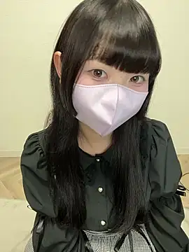 Snapshot of Reina_0129 chatting on 07/03/26, 10:44 Reina 0129 online show from 07/03/26, 10:44