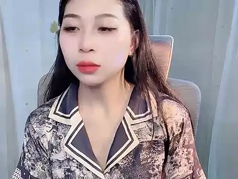 Snapshot of -Naomii_ chatting on 06/23/26, 12:41 -Naomii online show from 06/23/26, 12:41