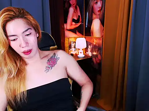sexynaughtychristinaxx online show from 05/26/26, 06:00