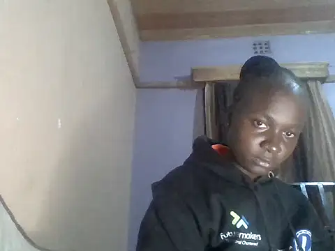 Snapshot of Ebonylouisa chatting on 07/13/26, 04:28 Ebonylouisa online show from 07/13/26, 04:28
