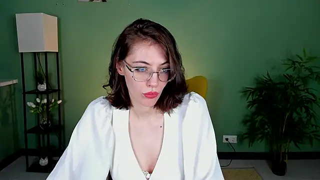 Snapshot of eva_sicret chatting on 06/21/26, 01:06 eva sicret online show from 06/21/26, 01:06