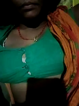 Snapshot of maliska-rani chatting on 07/06/26, 03:58 maliska-rani online show from 07/06/26, 03:58