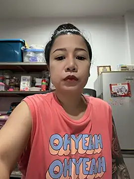 Snapshot of LINDA_HD chatting on 07/07/26, 02:20 LINDA HD online show from 07/07/26, 02:20