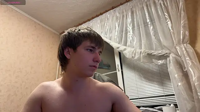 Snapshot of Goolden_Flaash chatting on 06/09/26, 07:37 Goolden Flaash online show from 06/09/26, 07:37