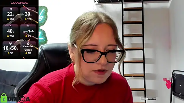 Snapshot of JuliNy_x chatting on 06/07/26, 12:54 JuliNy x online show from 06/07/26, 12:54