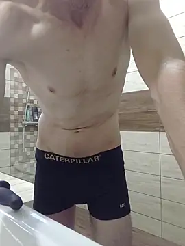 Snapshot of Nakedfanboy chatting on 06/18/26, 04:34 Nakedfanboy online show from 06/18/26, 04:34