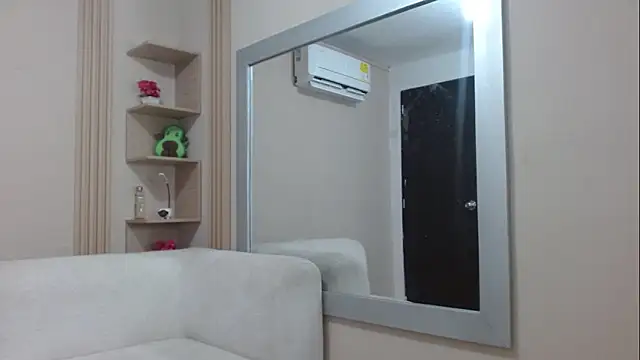  cloe 21 online show from 06/18/26, 12:21
