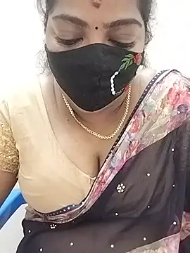 Snapshot of Sindhu-31 chatting on 07/07/26, 06:47 Sindhu-31 online show from 07/07/26, 06:47