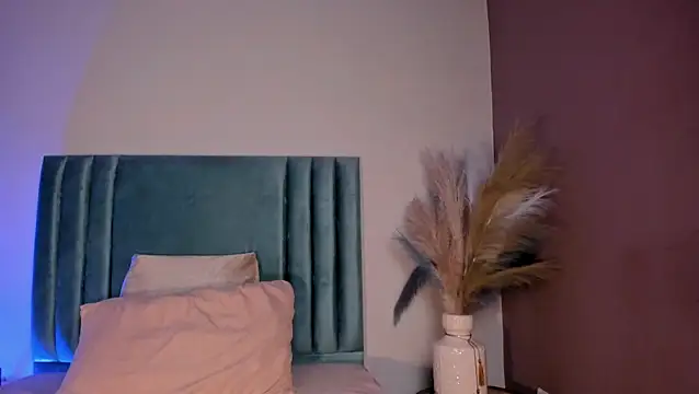 KatherinSky online show from 06/11/26, 06:27